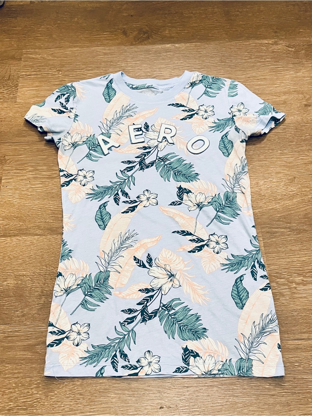 Aero Tropical Floral Tee in Light Blue & Green (XS) Bundle & Save